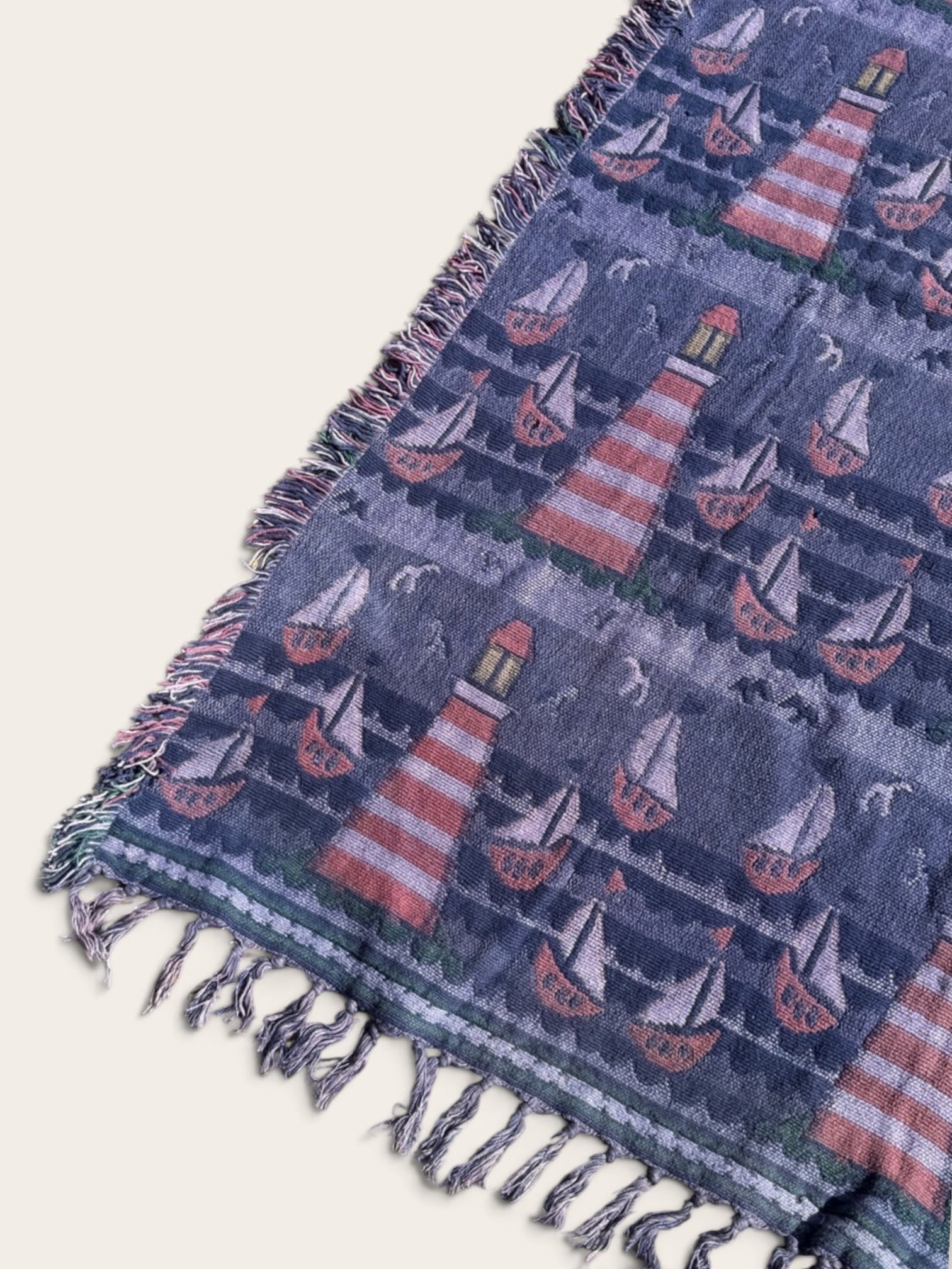 Couverture vintage tissée / phares et voiliers
