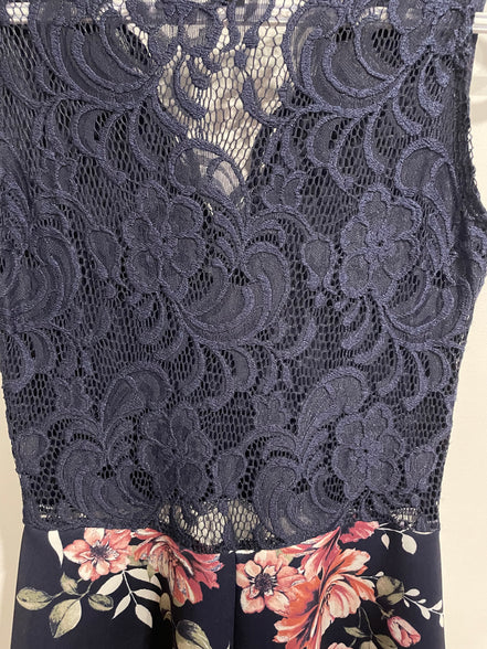 Robe courte fleurs & dentelles - Streetwear Society taille Small