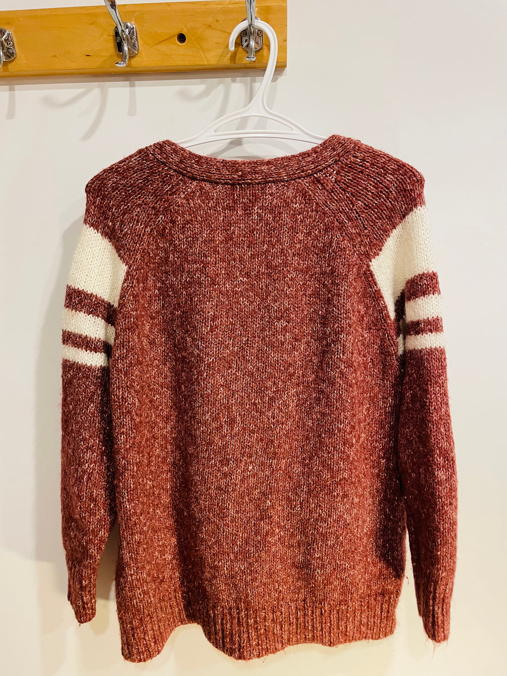 Chandail laine avec fermeture boutons / Forever 21 / Taille medium