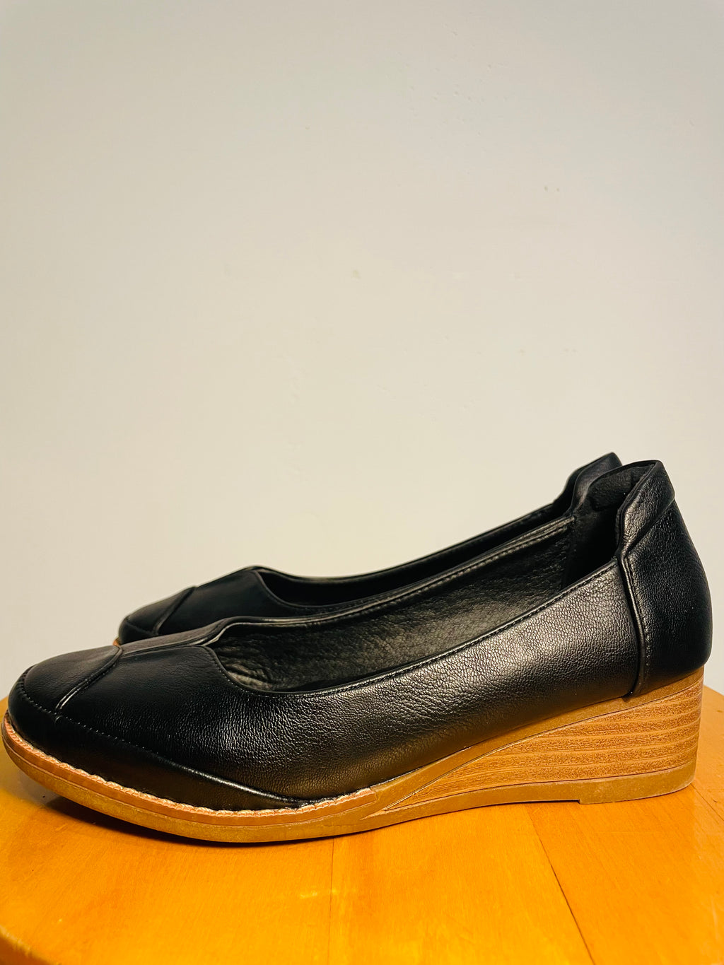 Ballerines cuir noir / Alberto / taille 6 femme
