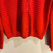 Cardigan rouge, texturé rayé / Grandeur Small à Medium
