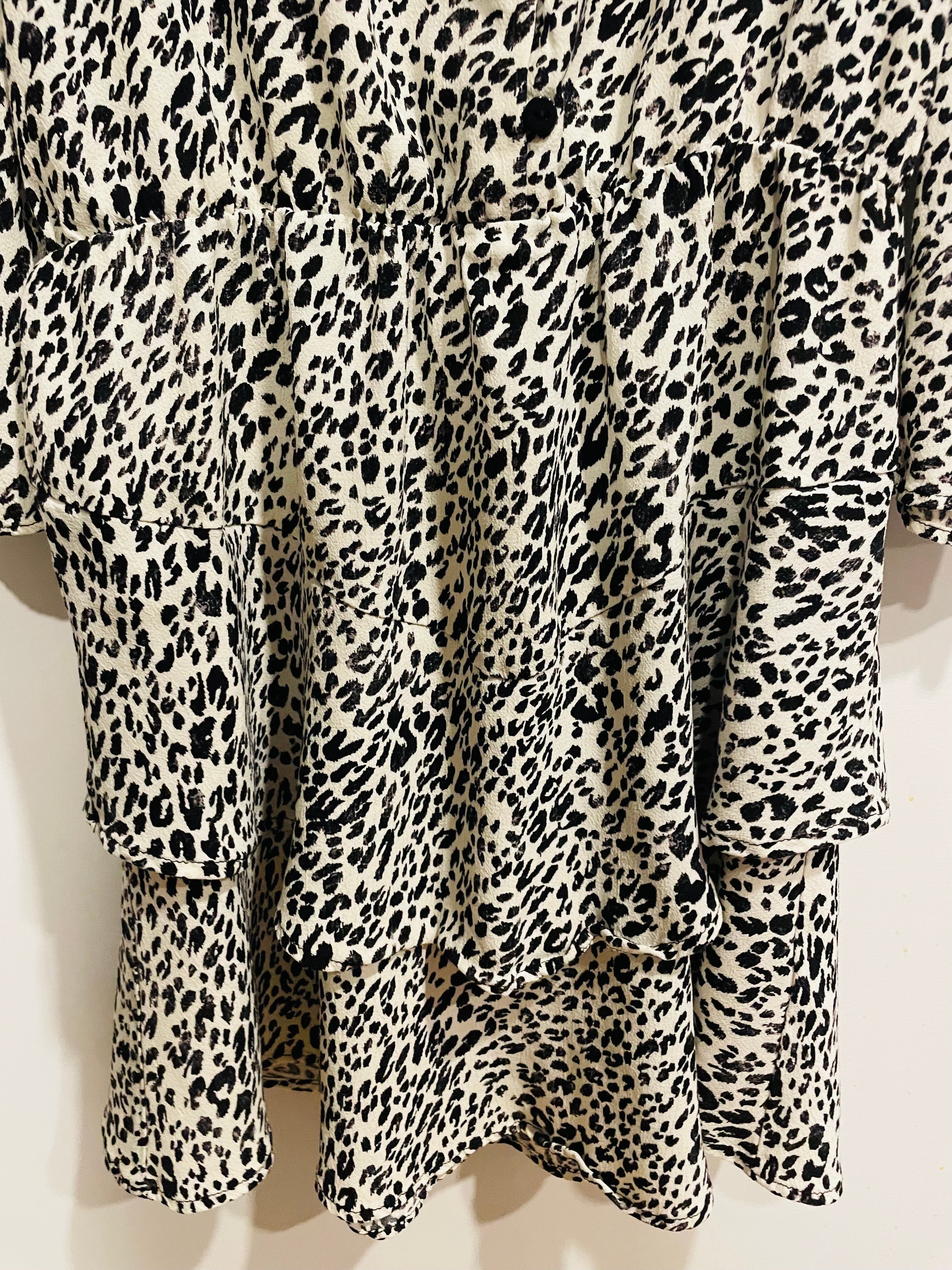 Robe courte motif léopard - Zara - taille XS