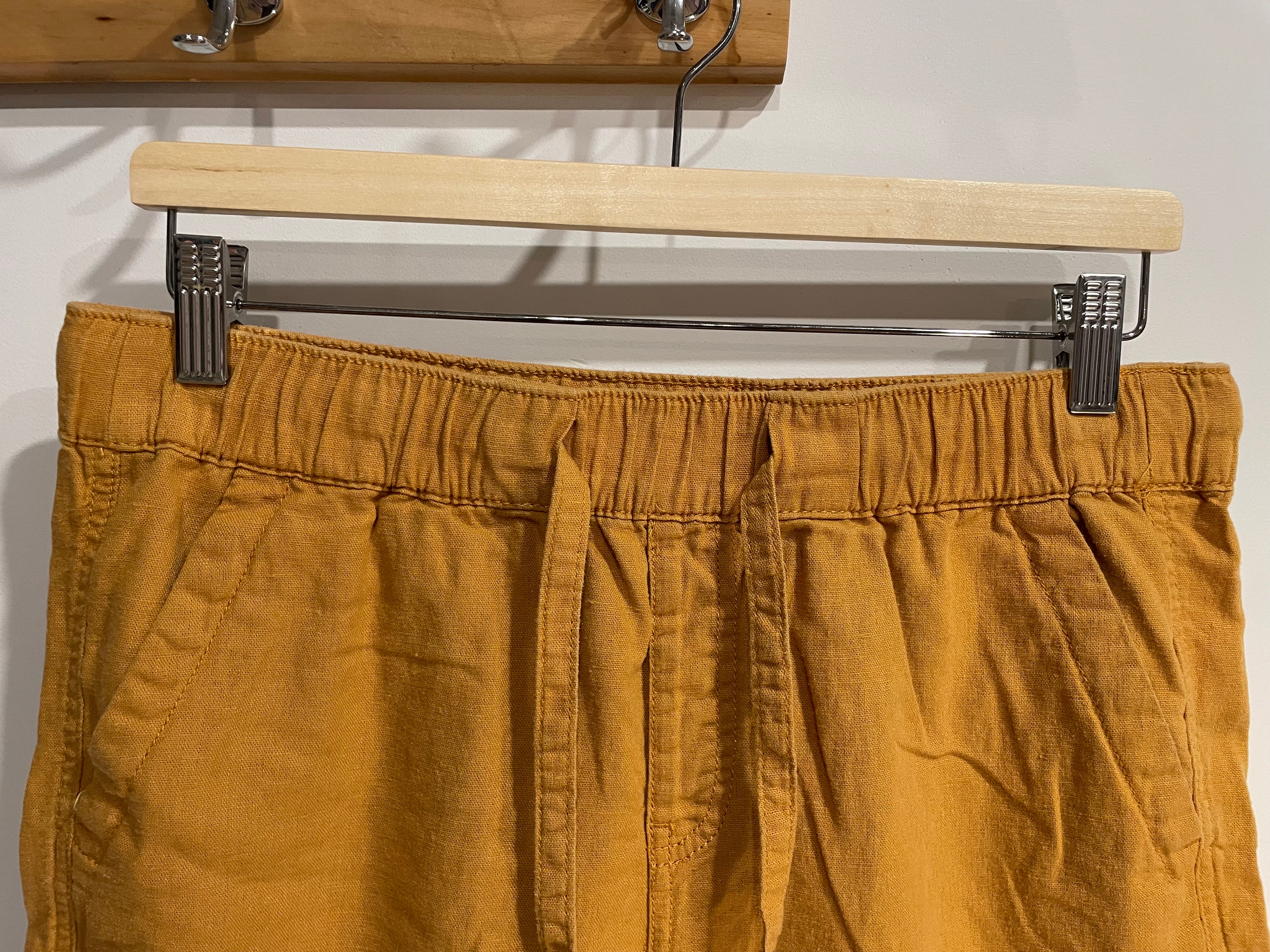 Short jaune taille élastique / Reitmans / Taille 8