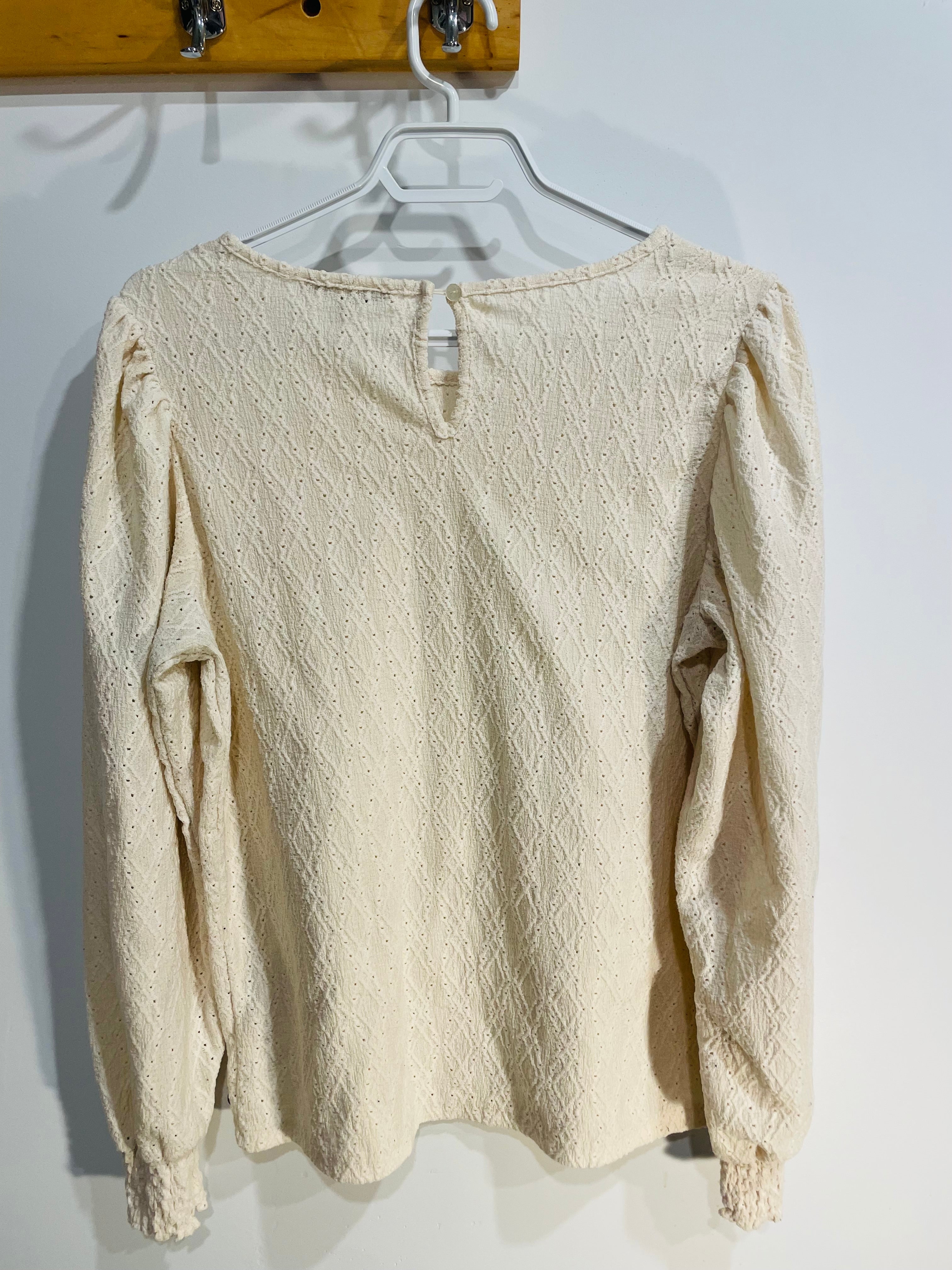 Haut beige manches longues, aspect dentelle/ Garcia / taille médium