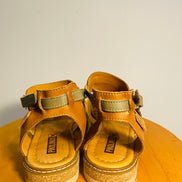 Sandales cuir beige et jaune / Pikolinos / taille 7 femme