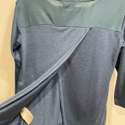 Blue sports top - the north face