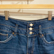 Short jeans / Ibiza / refuge denim / taille 5