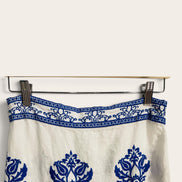 Jupe longue blanche broderies bleues / Zara / taille médium