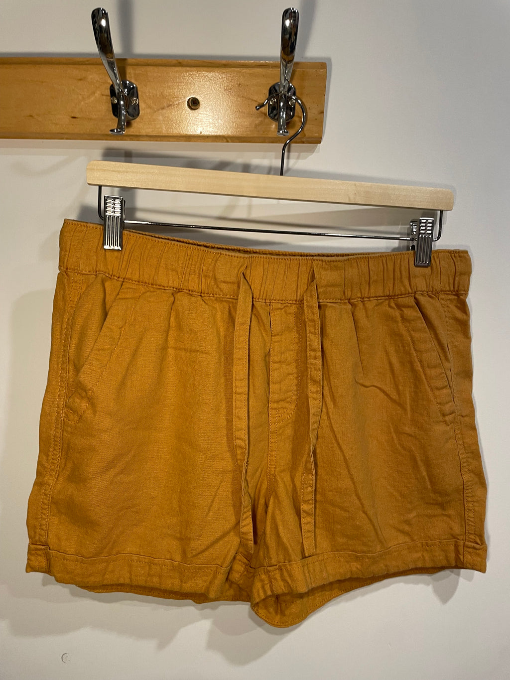 Short jaune taille élastique / Reitmans / Taille 8