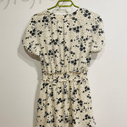 Robe blanche fleurs noires - Medium - bien lire description