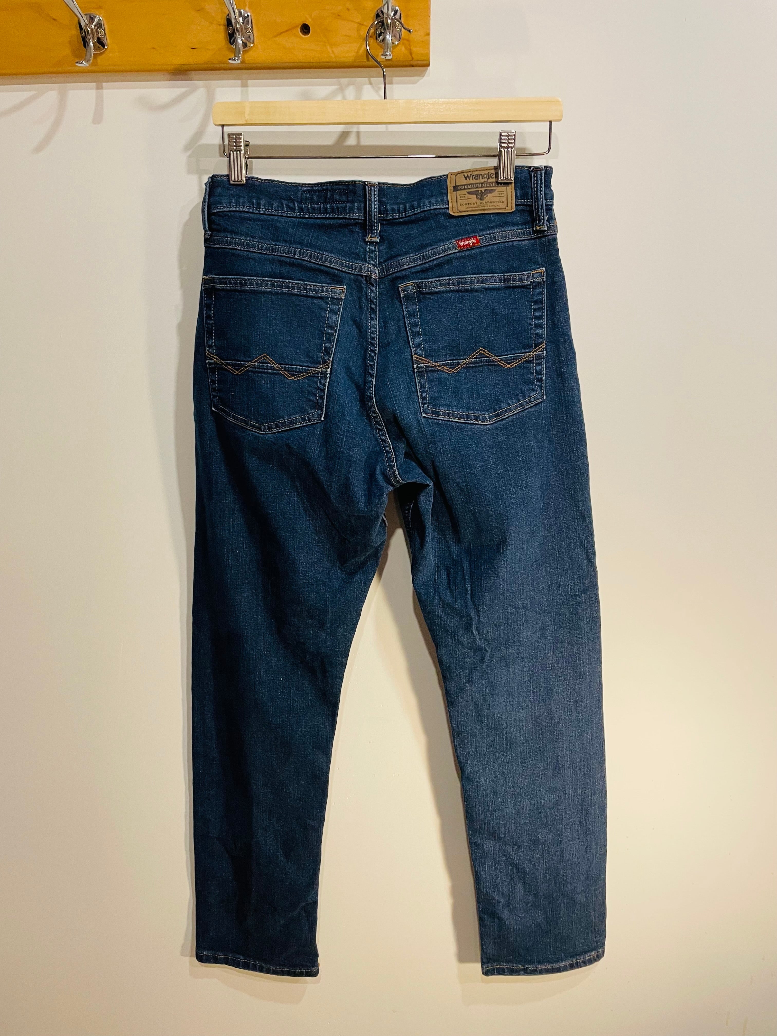 Jeans régular taper / Wrangler / Taille 30
