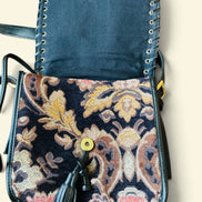 Sac cuir noir et broderies