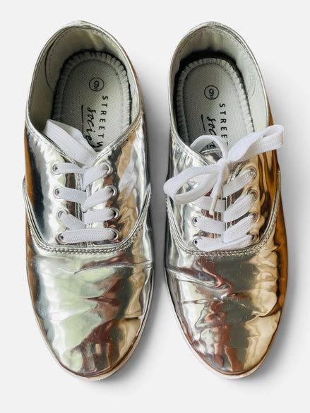 Souliers métalliques / Streetwear society / taille 9
