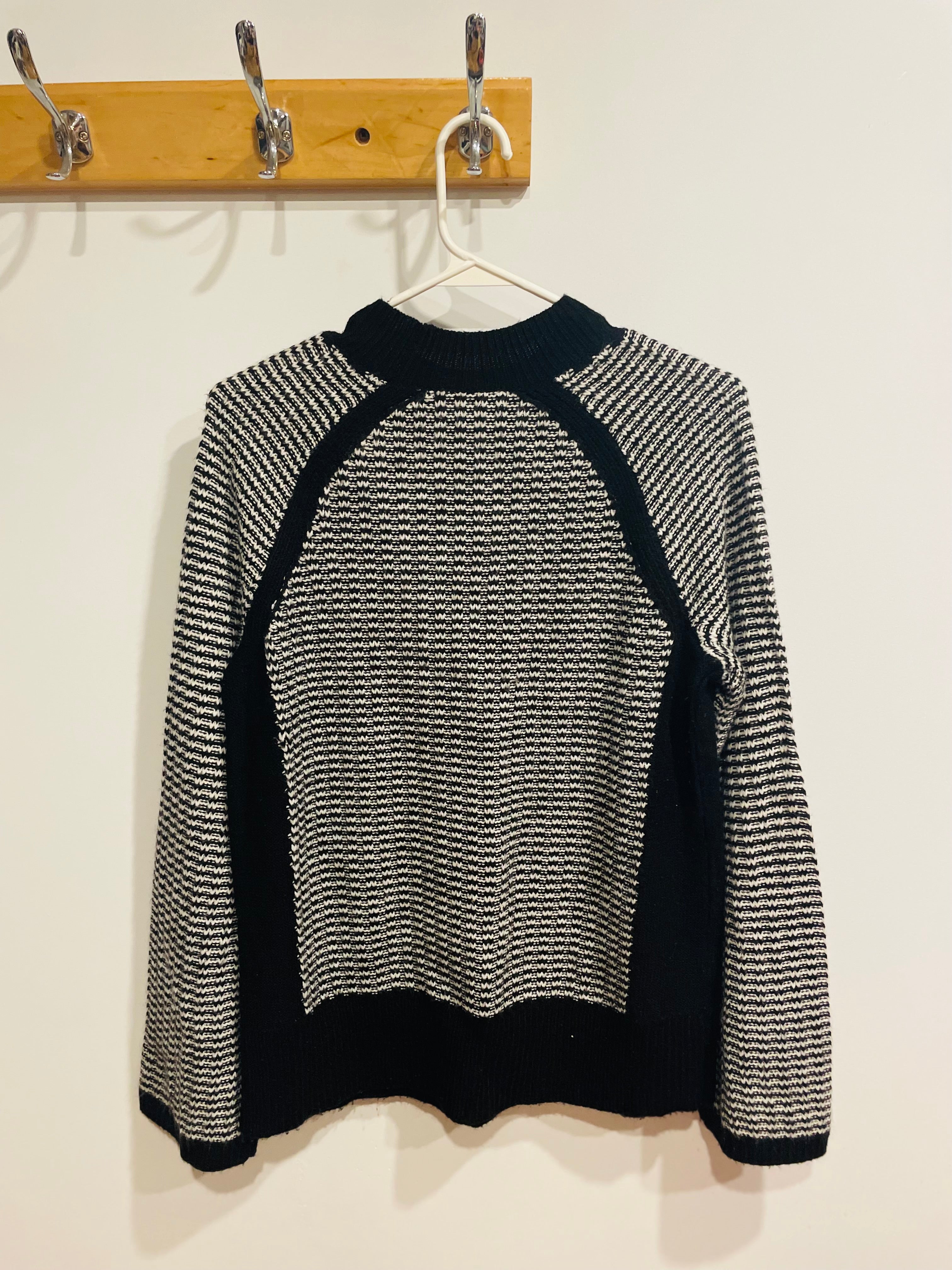 Chandail tricot manches longues noire et blanc - Liz Clairborne - Taille Medium