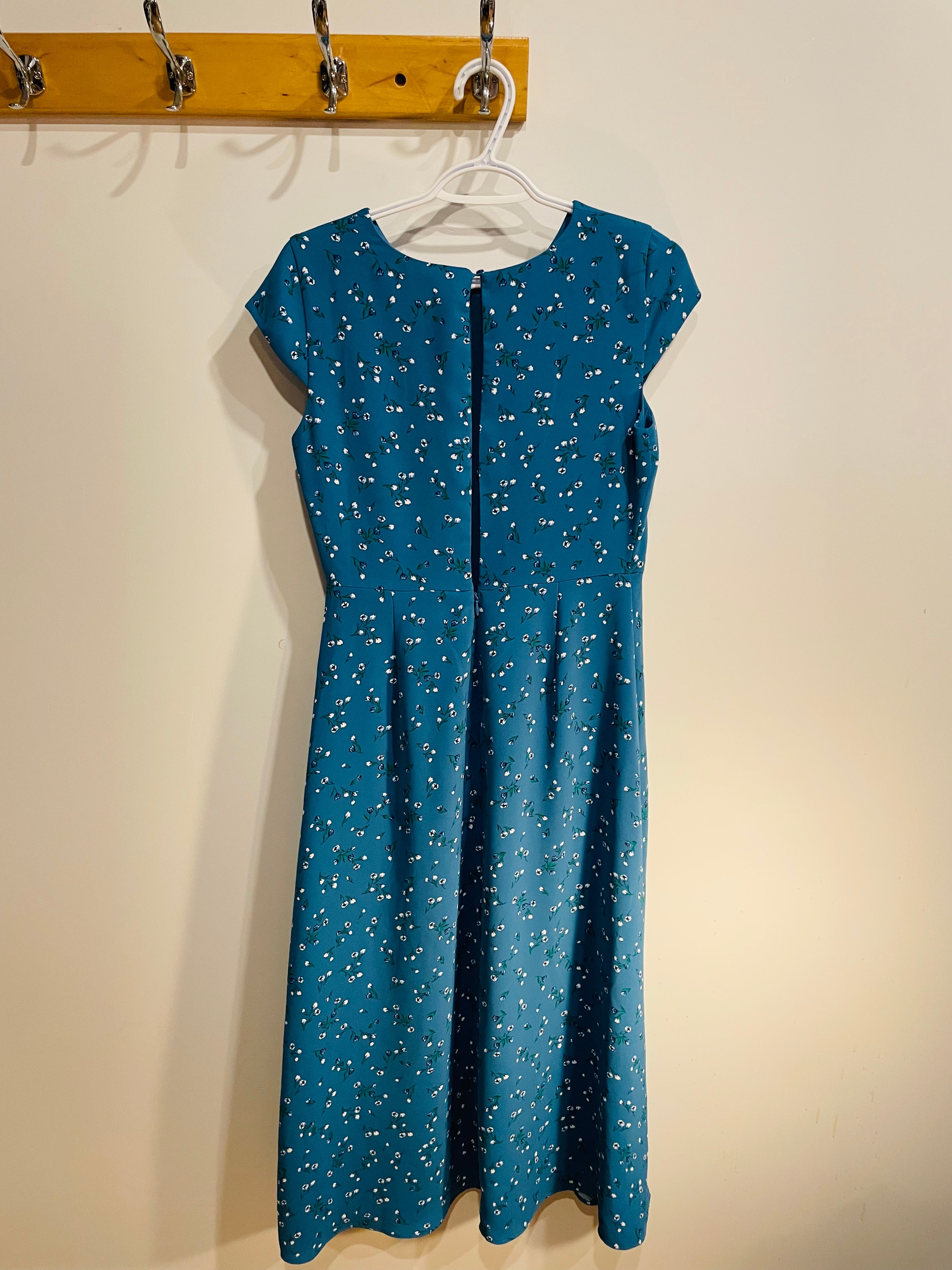 Robe bleue fleurie longue / RW&CO / taille 6