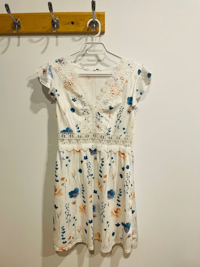 Robe courte florale et dentelle -Shein Taille Medium
