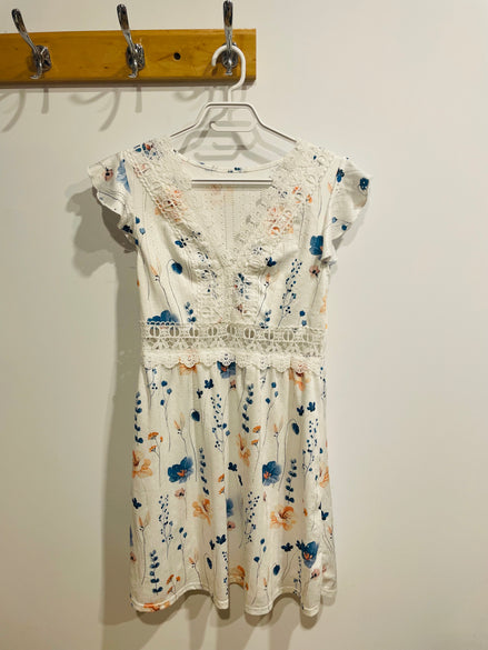 Robe courte florale et dentelle -Shein Taille Medium