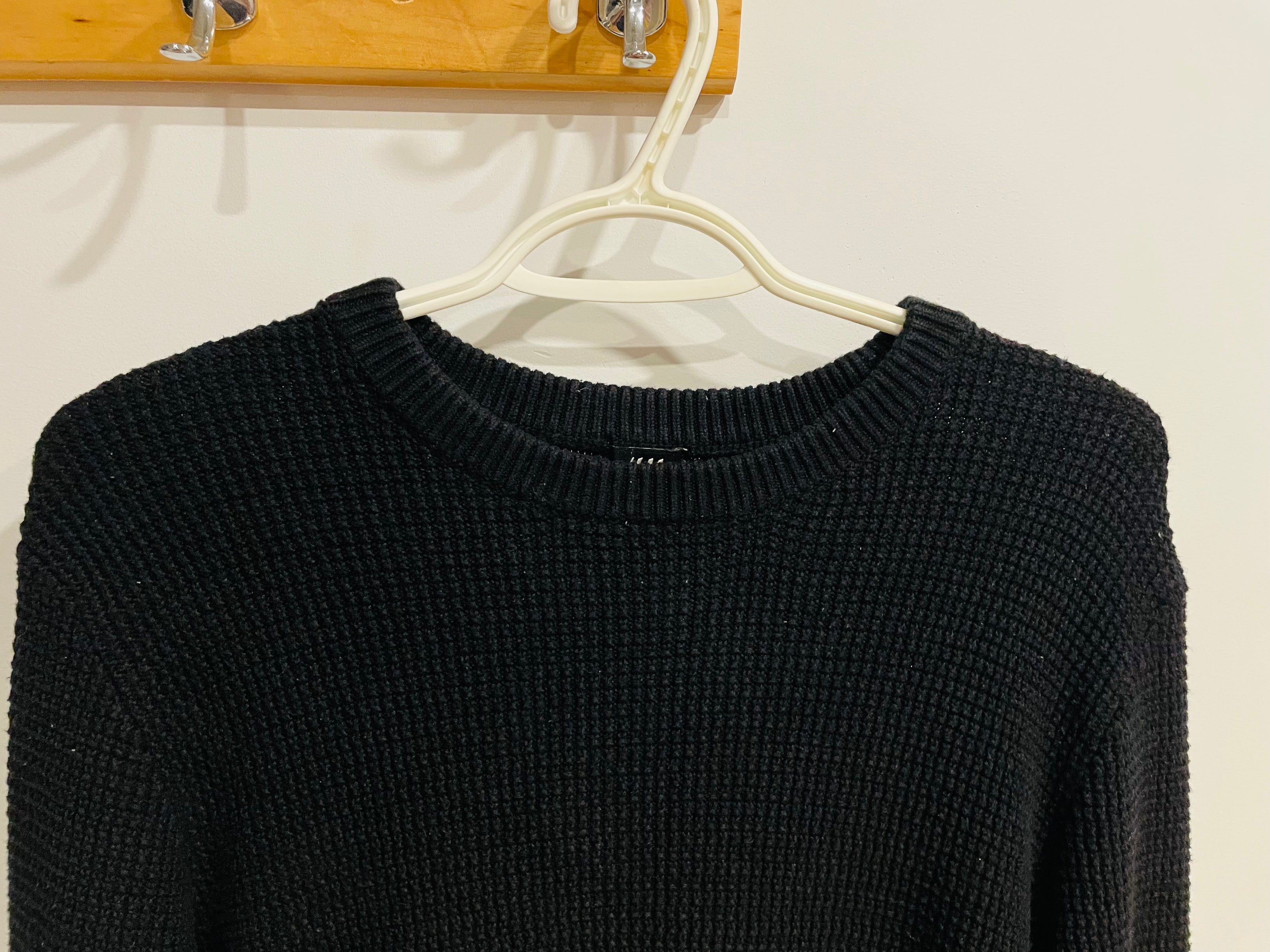 Chandail noir manche longue / H&M / Taille medium