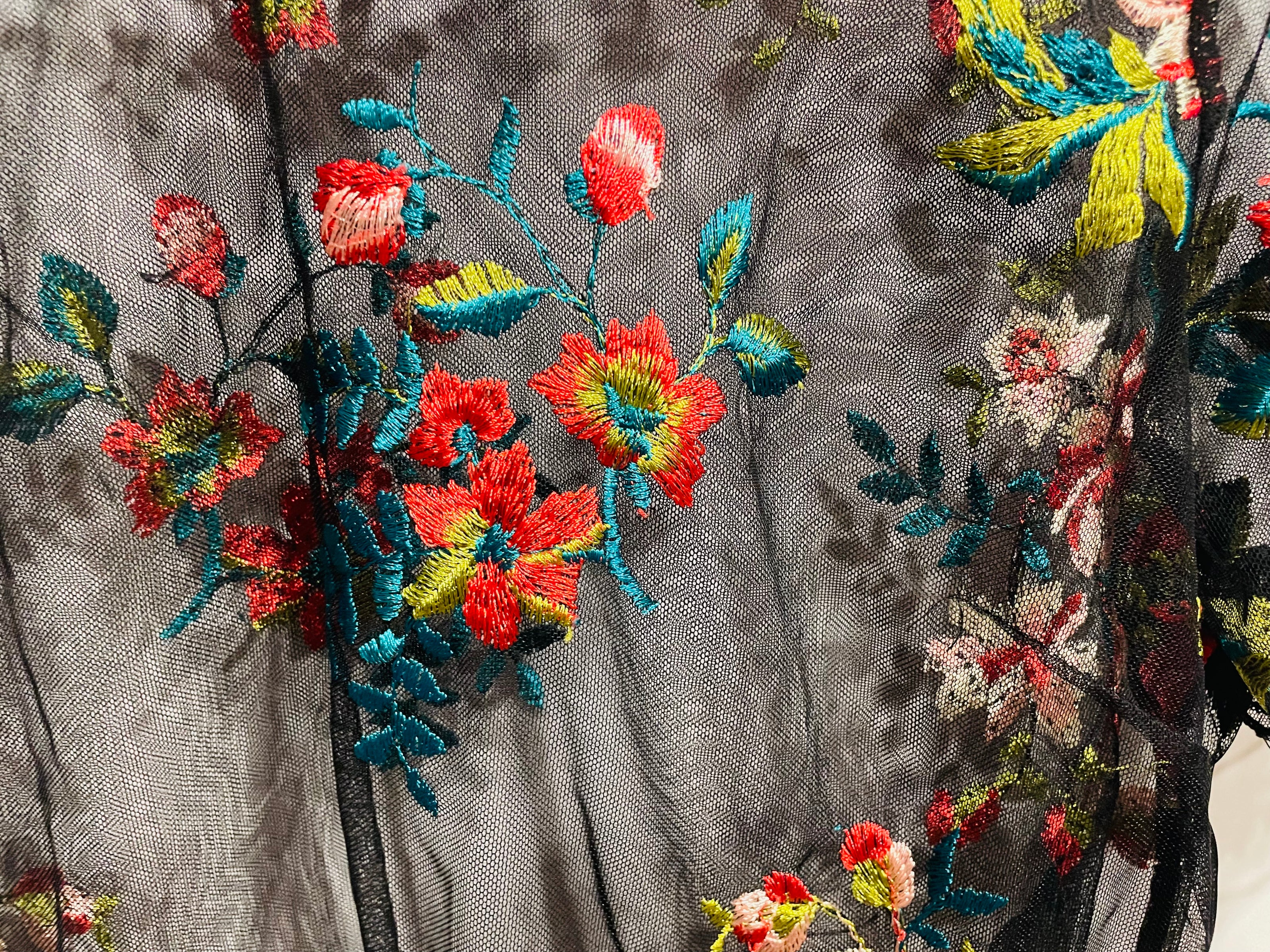 Crop top fleurs brodées - taille Small à Medium