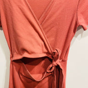 Robe rayée rose - ventre ouvert - Abercrombie & Fitch - Taille Medium
