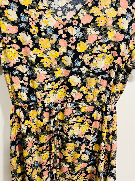 Robe courte fleurie - Vero Moda - Taille Medium