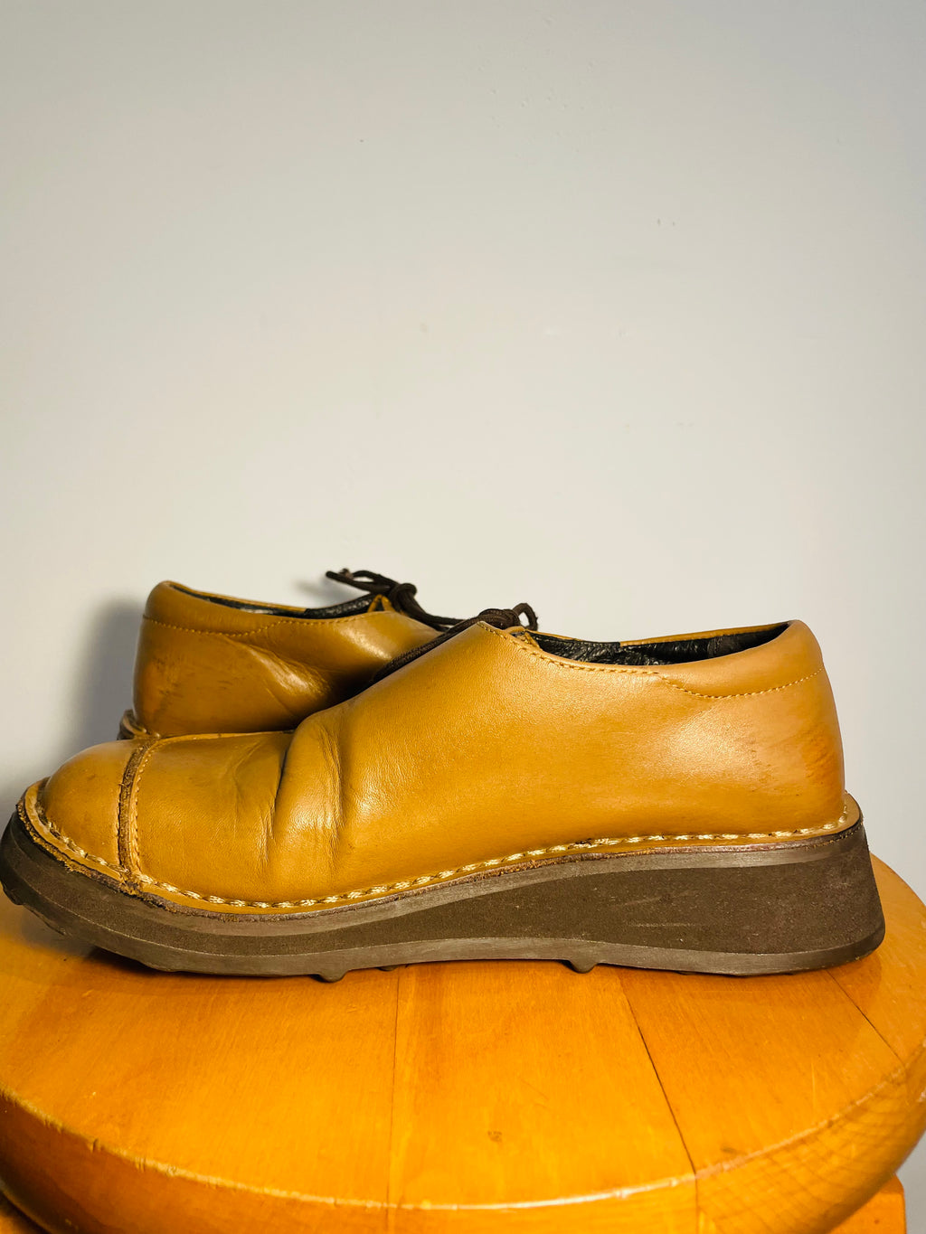 Soulier vintage cuir beige / Aldo / taille 6 femme