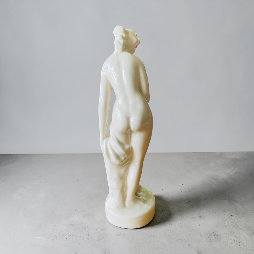 Statuette La baigneuse